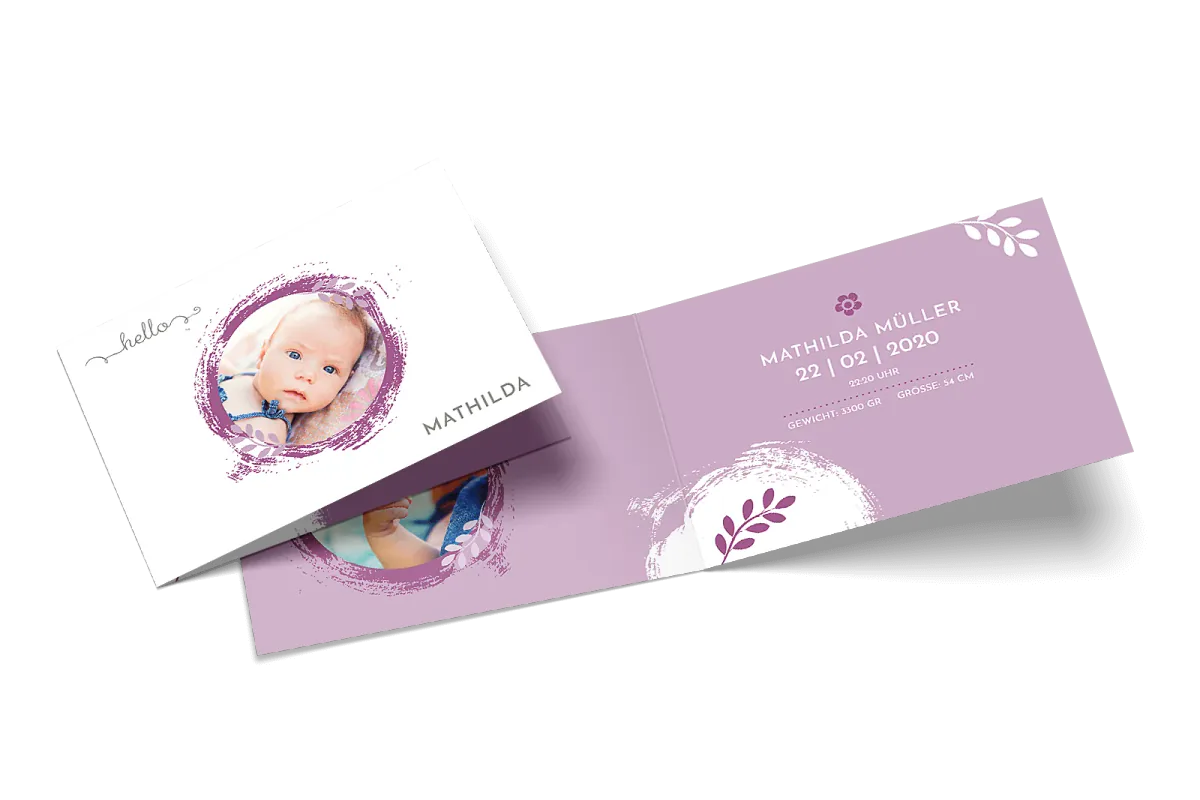 Geburtskarte Hello World als Klappkarte mit Fotofläche und violettem Gestaltungsakzent