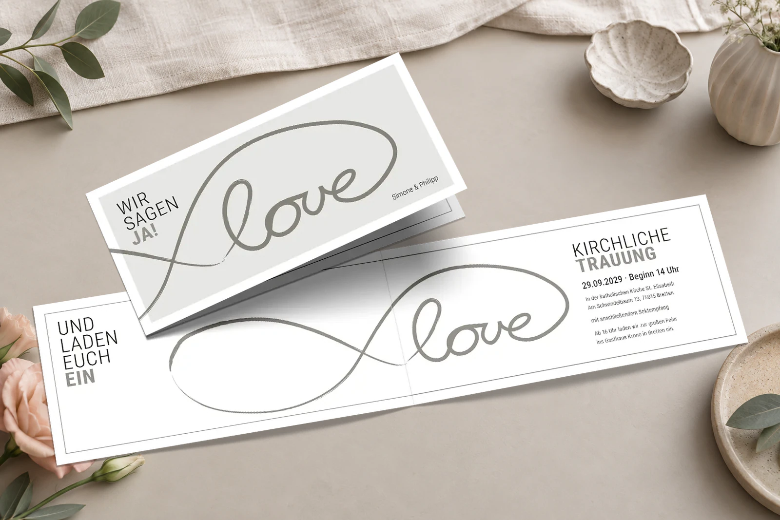 Original-Hochzeitseinladung Ja zur Liebe als angebotene breite Klappkarte quer, 210 × 100 mm